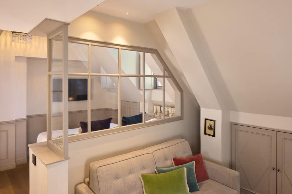 Hotel Charles V Paris 16