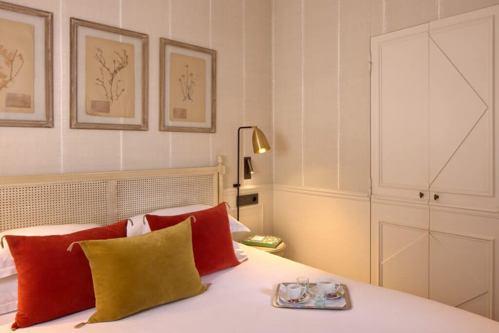 Hotel Charles V Paris 26