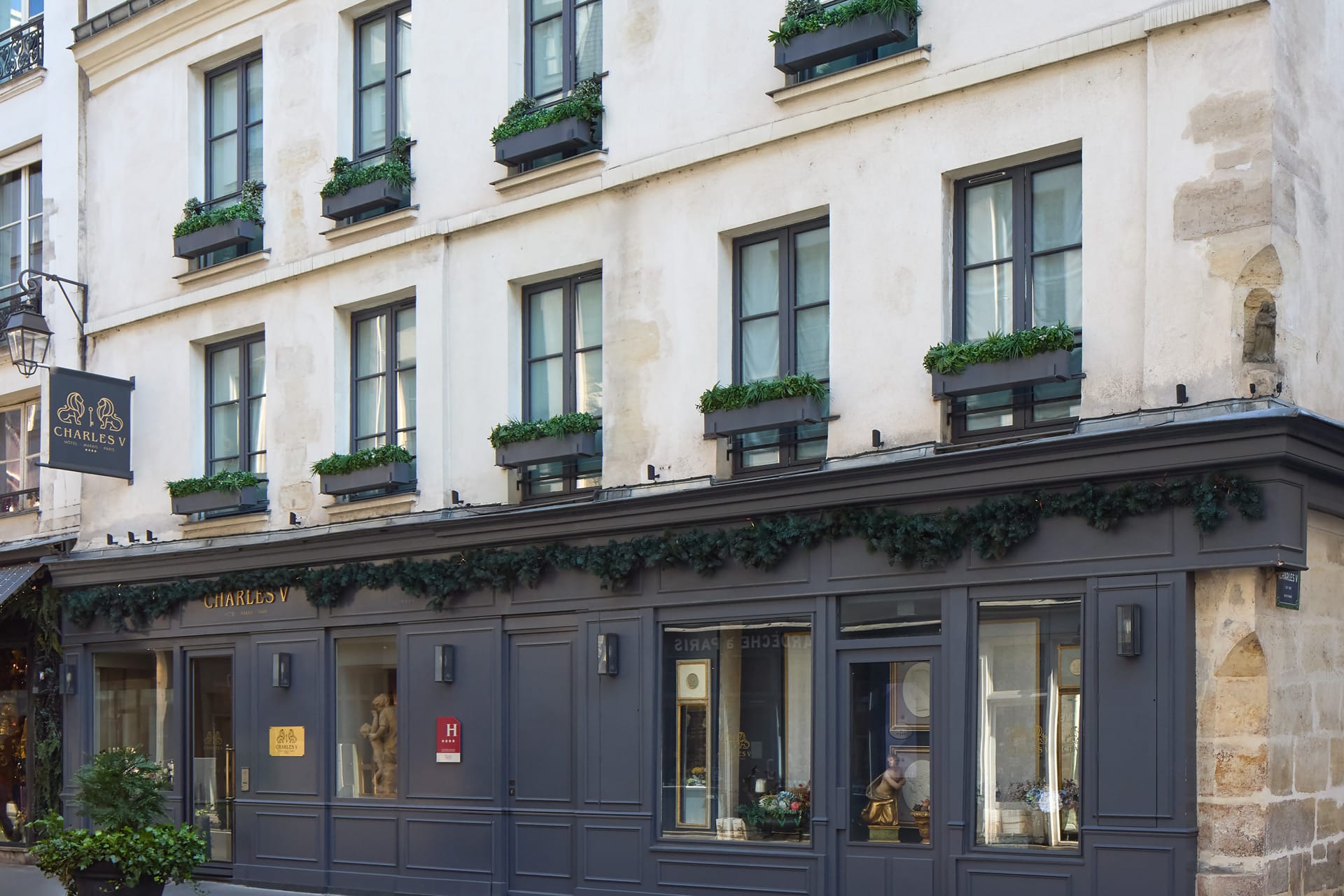 Hotel Charles V Paris 32